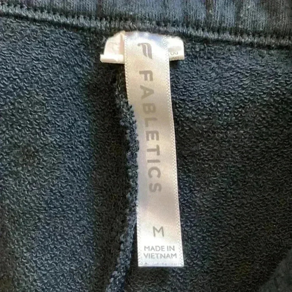 ⭐️ Fabletics black high rise sweatpants in size medium - Picture 6 of 6